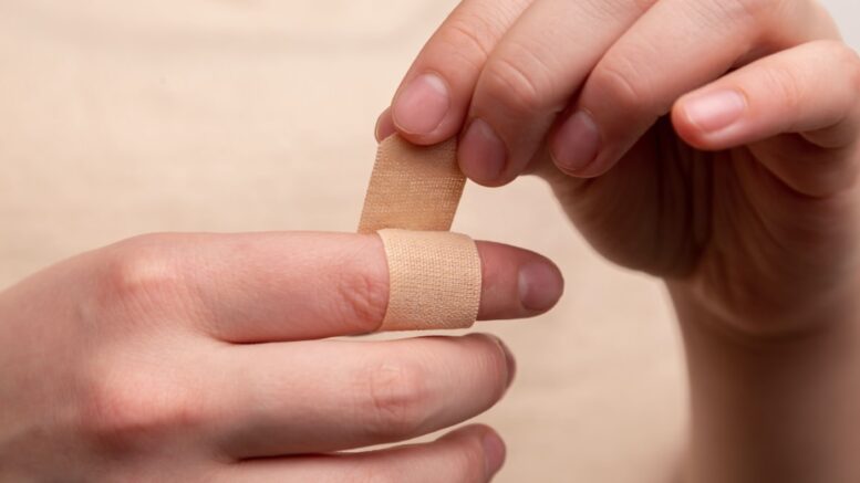 finger wound