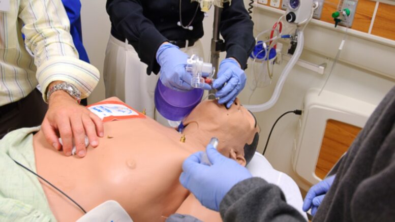 training medical mannequin
