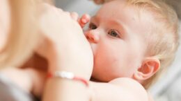 breastfeeding toddler